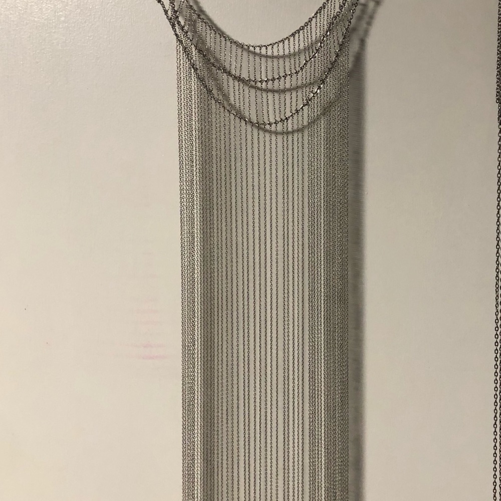 Frill necklace